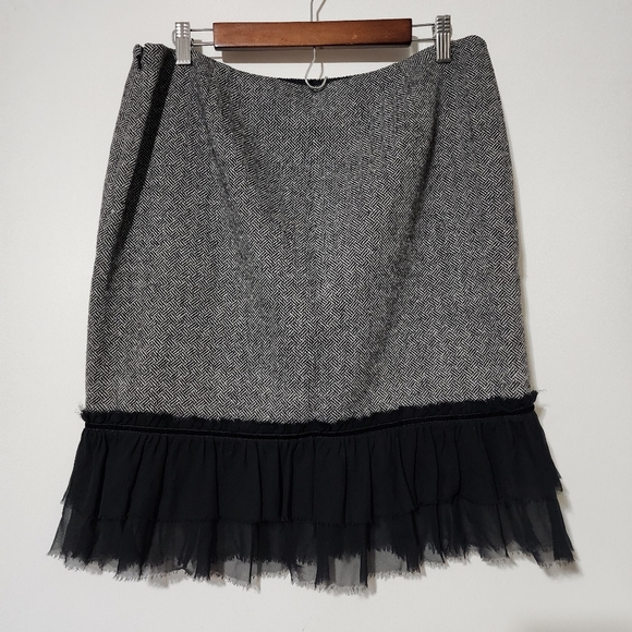 Grey tweed and black tiered skirt - Picture 6 of 6